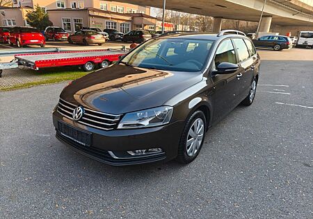 VW Passat Variant Volkswagen Trendline BlueMotion Navi/Kamera