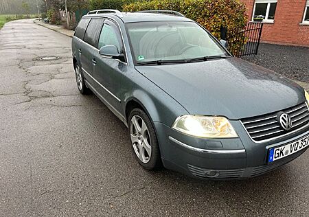 VW Passat Variant Volkswagen 2.5 V6 TDI