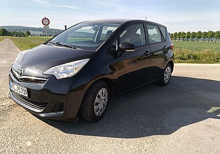 Toyota Verso-S 1,4-l-D-4D Life Life