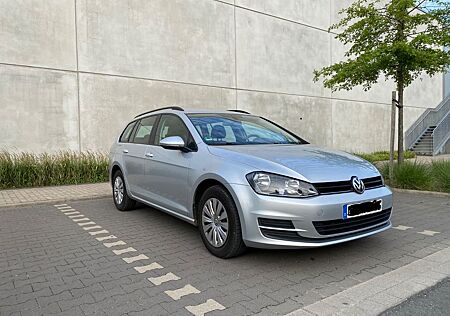 VW Golf Volkswagen 1.6 TDI DSG BMT Trendline Variant Trendline