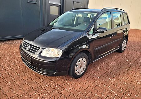 VW Touran Volkswagen 1.6 FSI Trendline* 7 SITZER*