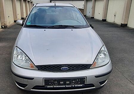 Ford Focus 1.6 - technisch top, voll fahrbereit