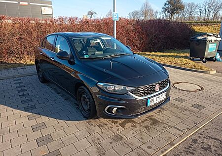 Fiat Tipo 1.6 MultiJet LOUNGE LOUNGE