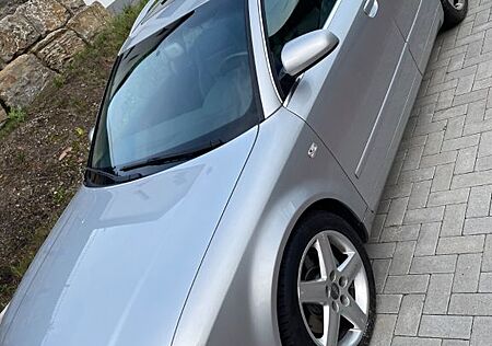 Audi A4 3.0 tiptronic quattro Avant -