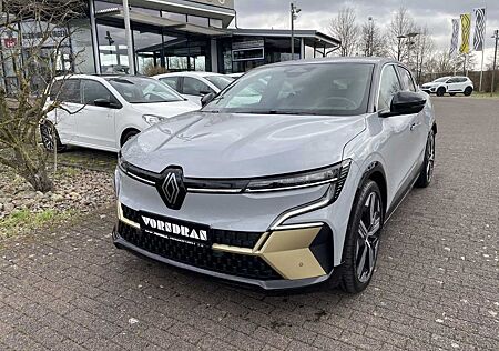 Renault Megane ICONIC EV60 220PS AHKabn. Wärmep. SHZ Aug