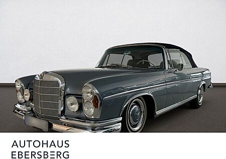 Mercedes-Benz 300 SE Cabriolet Oldtimer H-Kennzeichen Leder Re