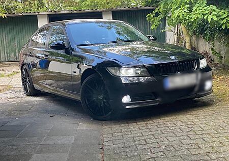 BMW 318i