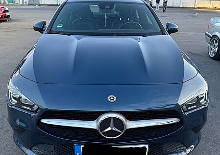 Mercedes-Benz CLA 200 d