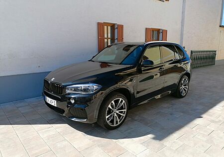 BMW X5 xDrive50i -