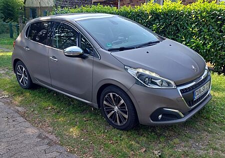 Peugeot 208 PureTech 82 Allure Allure