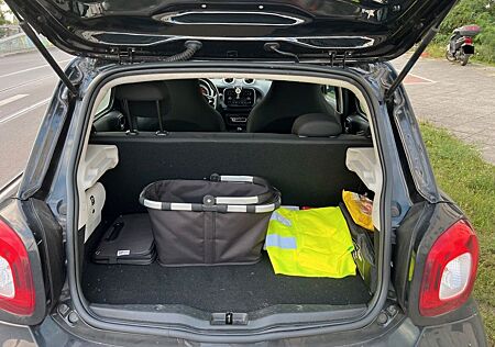 Smart ForFour gebraucht kaufen Smart ForFour 1.0 52kW - Automatik 2019