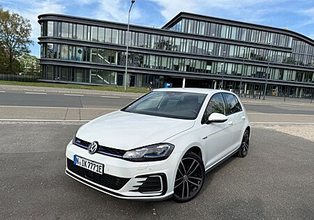 VW Golf Volkswagen 1.4 TSI GTE
