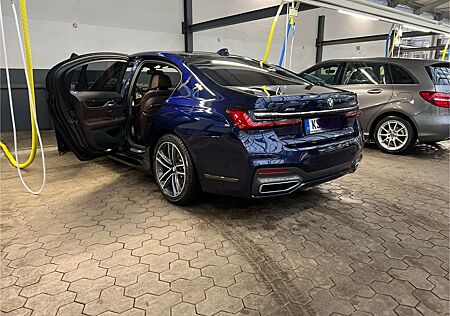 BMW 730d xDrive -Mild Hybrid-Lci-Massage-M Paket