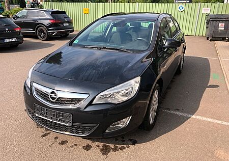 Opel Astra J Sports Tourer Edition