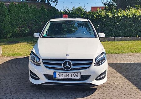 Mercedes-Benz B 180 d -