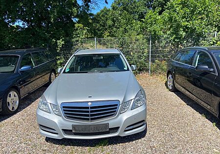 Mercedes-Benz E 220 Avangarde CDI BlueEfficiency