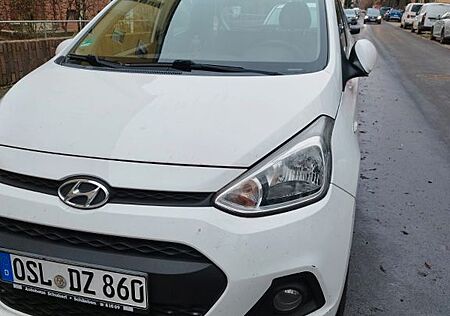 Hyundai i10 1.0 Trend TÜV 05/26