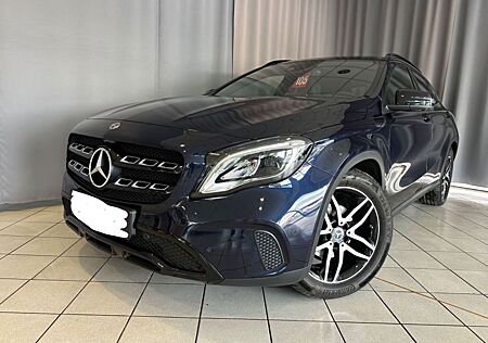 Mercedes-Benz GLA 180 - Top Gepflegt
