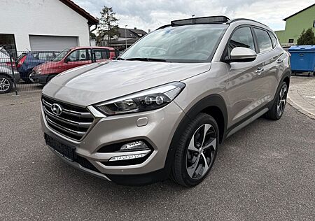 Hyundai Tucson Premium 4WD*1.Hand*Pano*