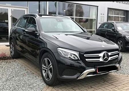 Mercedes-Benz GLC 220 d 4MATIC Autom. - Offroand Led Distronic