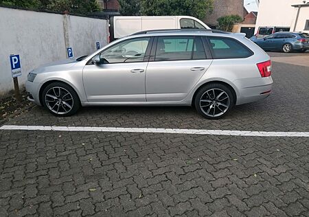 Skoda Octavia 2.0 TDI SCR DSG Ambition Combi Ambition