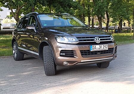 VW Touareg Volkswagen 3.0 V6 TDI Tiptronic BlueMotion Tech