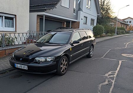 Volvo V70 2.4 -