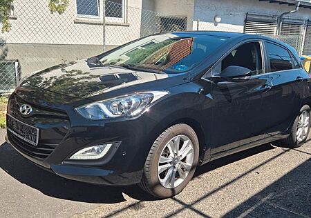 Hyundai i30 Trend/EURO5/1.4 BENZIN/ALU