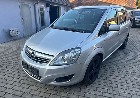 Opel Zafira B Family Plus