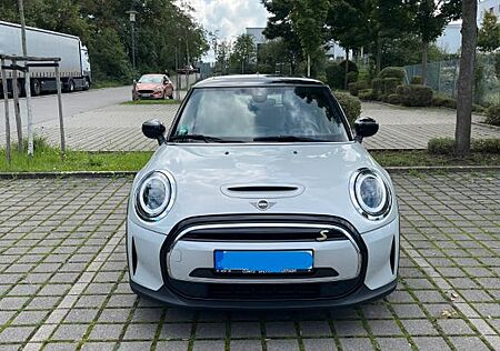 Mini Cooper SE Classic Trim Classic Trim