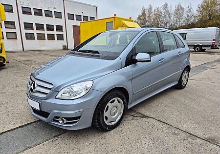 Mercedes-Benz B 170 B -Klasse / Bi-Xenon / Sportpaket