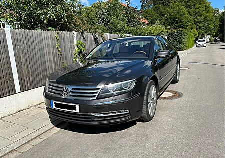 VW Phaeton Volkswagen 3.0 V6 Luftfederung, Standheizung. ACC