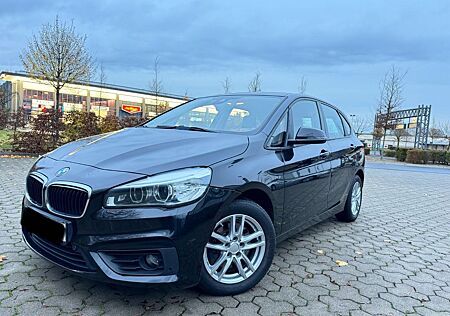 BMW 218i 218 Active Tourer /Automatik/Xenon/SitzH/Eu6