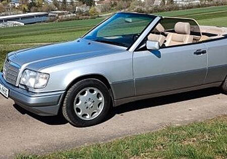 Mercedes-Benz 320 E320 Cabrio