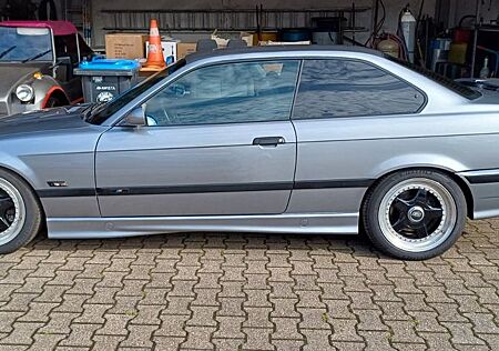 BMW 323i / M Paket / BBS Felgen / Liebhaberfahrzeug