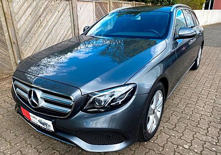 Mercedes-Benz E 200 T d °Navigation°Parkassistent°LED