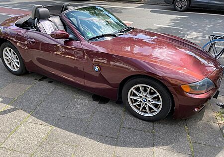 BMW Z4 2.2i Roadster