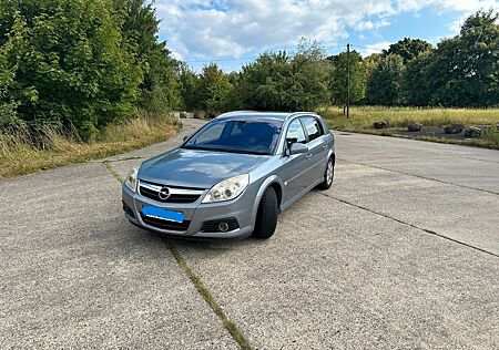 Opel Signum 1.9 CDTI 110kW