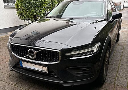 Volvo V60 CC V60 Cross Country Pro D4 AWD Geartronic