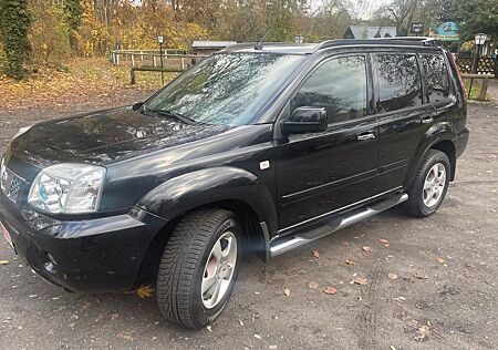 Nissan X-Trail 4x4 elegance 2.5 Elegance