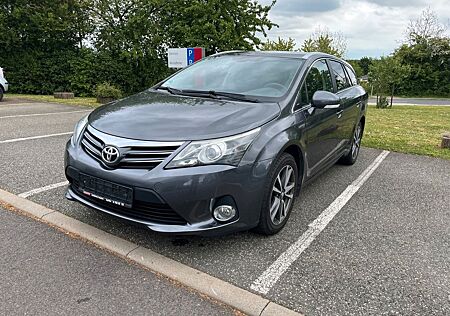 Toyota Avensis Combi 2,0-l-D-4D Edition