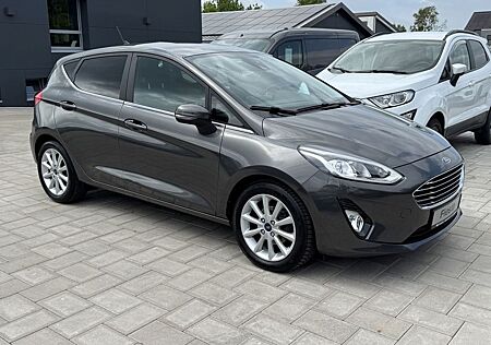 Ford Fiesta Titanium *sehr gehr gepflegter Zustand*