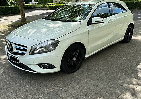 Mercedes-Benz A 180 BlueEFFICIENCY Edition Edition