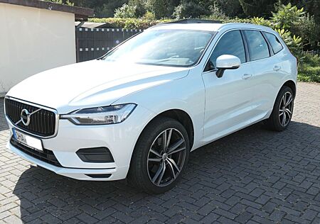 Volvo XC 60 XC60 T5 AWD Momentum AHK/NAVI/SHZ/LED/250PS