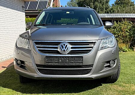 VW Tiguan Volkswagen 2.0 TDI 4MOTION Sport & Style Sport &...