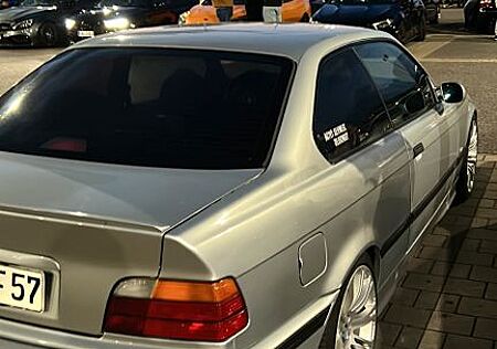 BMW 320i Coupe m52b28 El. Ausstellfenster