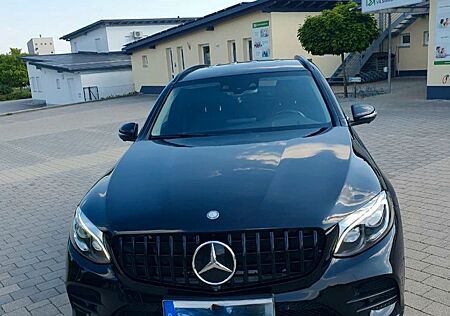 Mercedes-Benz GLC 250 d 4MATIC AMG Line HUD Stndh.