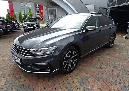 VW Passat Variant Volkswagen GTE "Navi/RFK/LED/SHZ/ACC"
