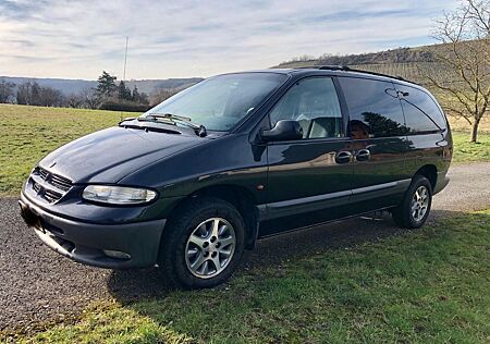 Chrysler Grand Voyager LE 3.8 4WD Auto