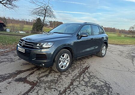 VW Touareg Volkswagen 3.0 V6 TDI R-Line*Offroad